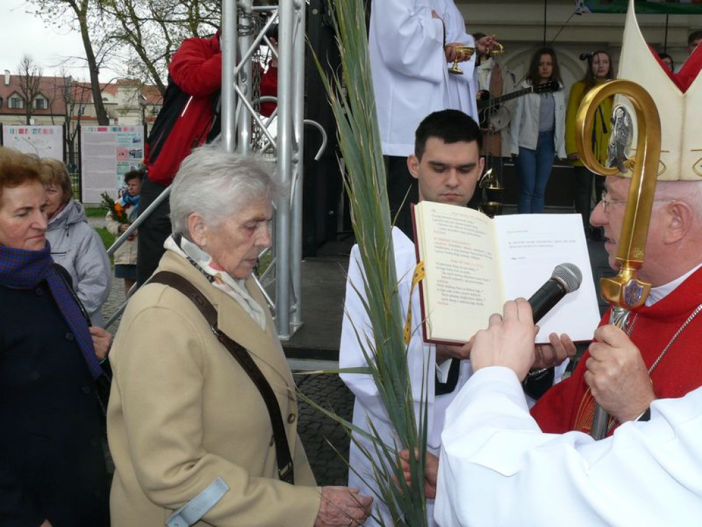 Młodzi z diecezji przyjechali do Łowicza. GALERIA ZDJĘĆ