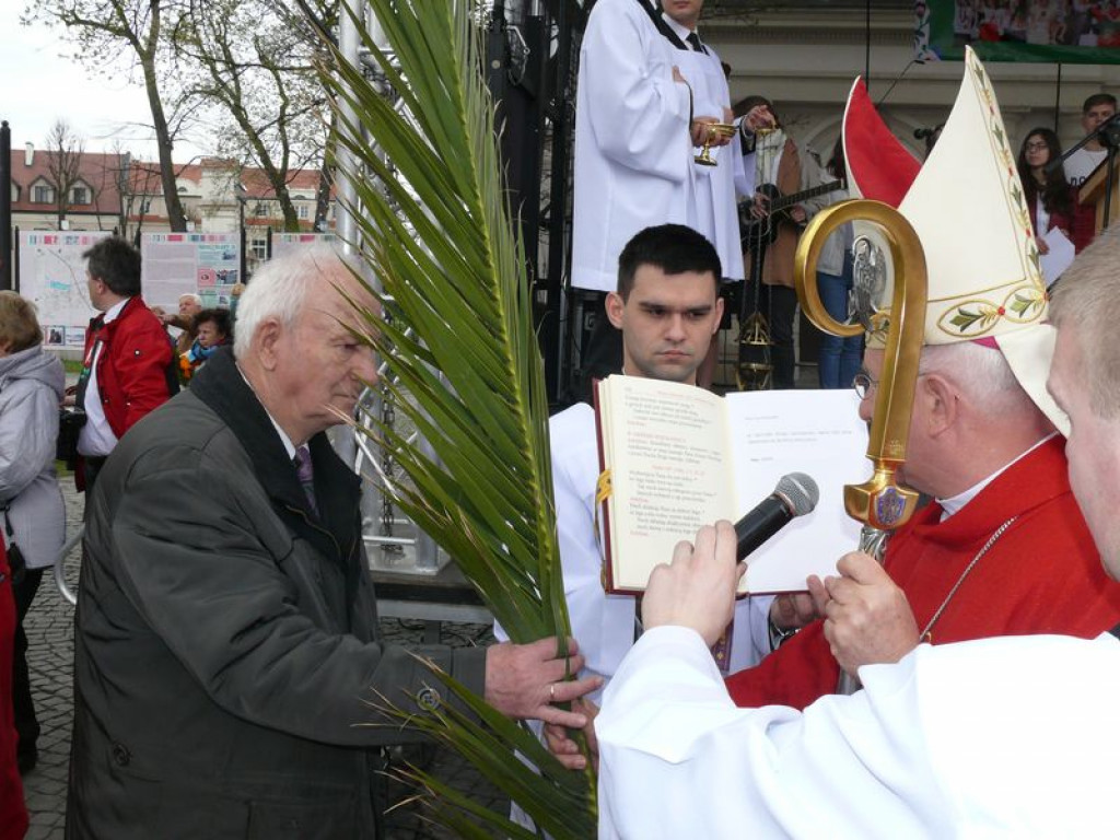 Młodzi z diecezji przyjechali do Łowicza. GALERIA ZDJĘĆ