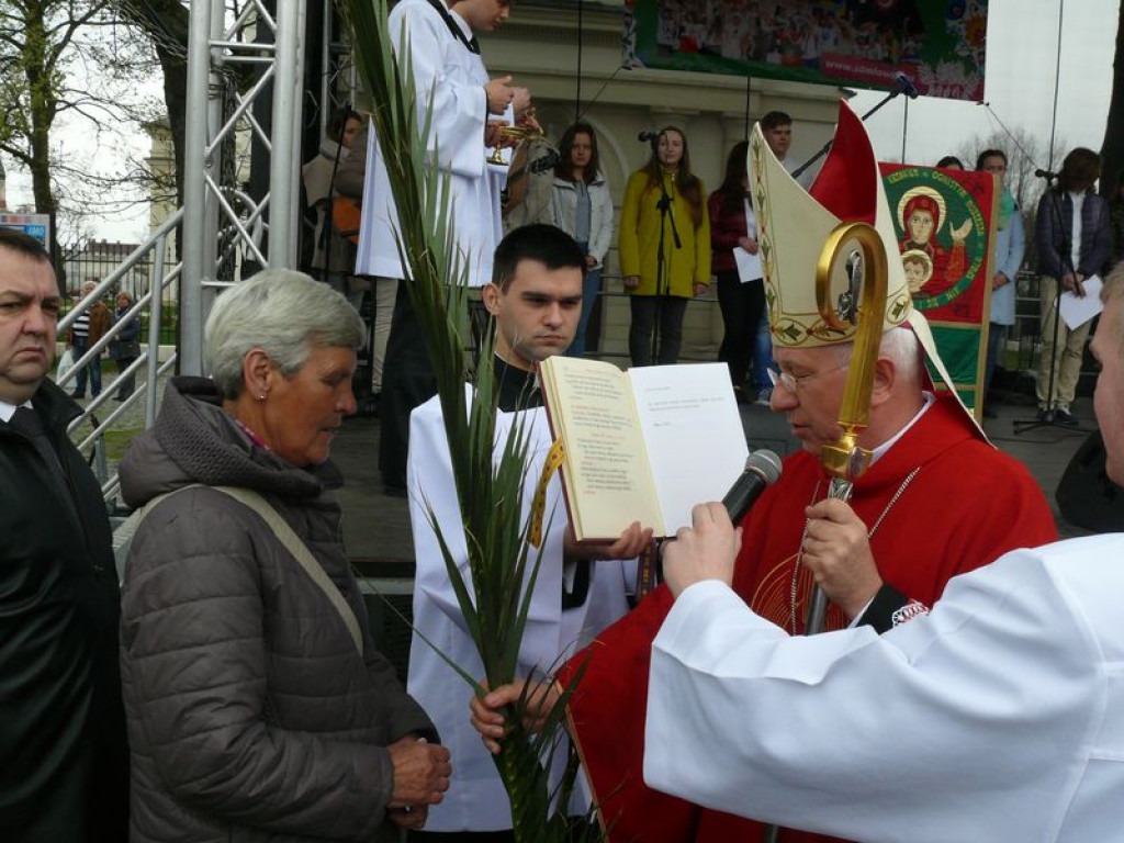 Młodzi z diecezji przyjechali do Łowicza. GALERIA ZDJĘĆ