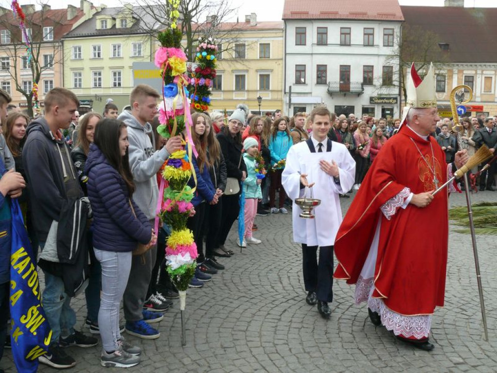 Młodzi z diecezji przyjechali do Łowicza. GALERIA ZDJĘĆ