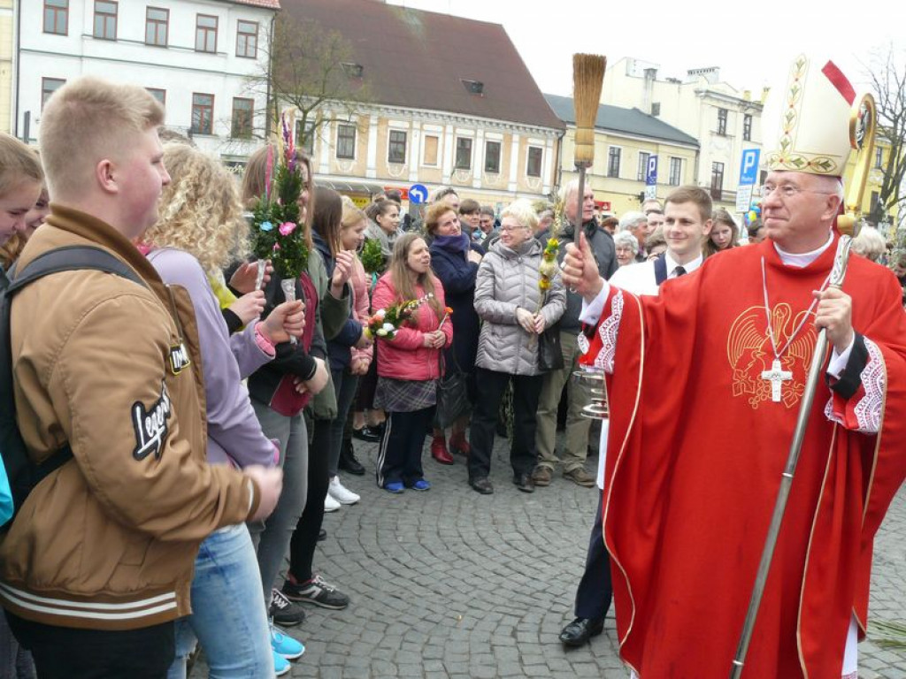 Młodzi z diecezji przyjechali do Łowicza. GALERIA ZDJĘĆ