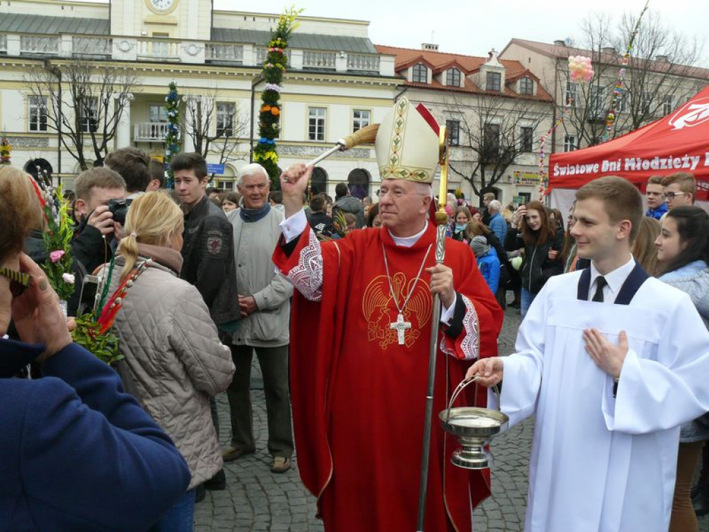 Młodzi z diecezji przyjechali do Łowicza. GALERIA ZDJĘĆ