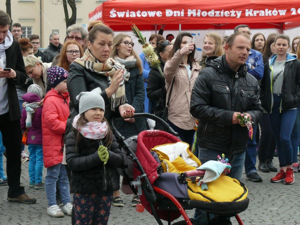 Młodzi z diecezji przyjechali do Łowicza. GALERIA ZDJĘĆ