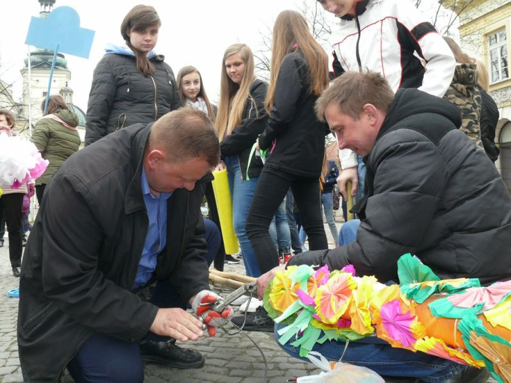 Młodzi z diecezji przyjechali do Łowicza. GALERIA ZDJĘĆ