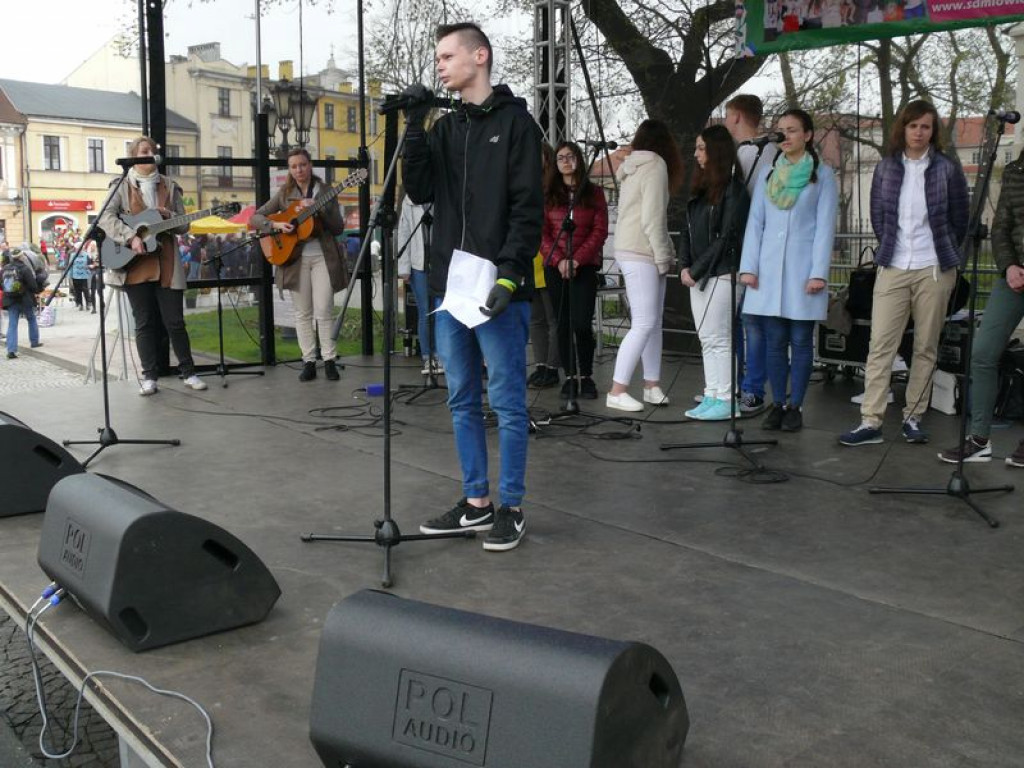 Młodzi z diecezji przyjechali do Łowicza. GALERIA ZDJĘĆ