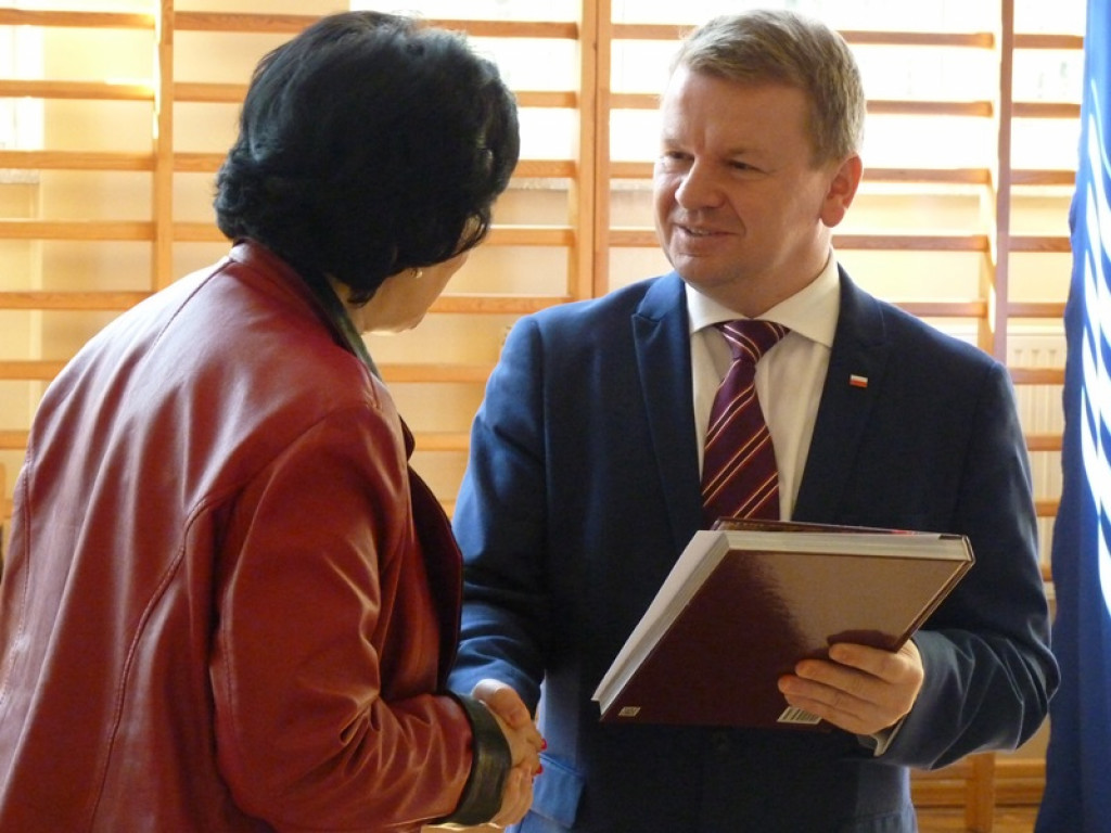 Łódzki kurator oświaty gościł w szkole w Dąbkowicach