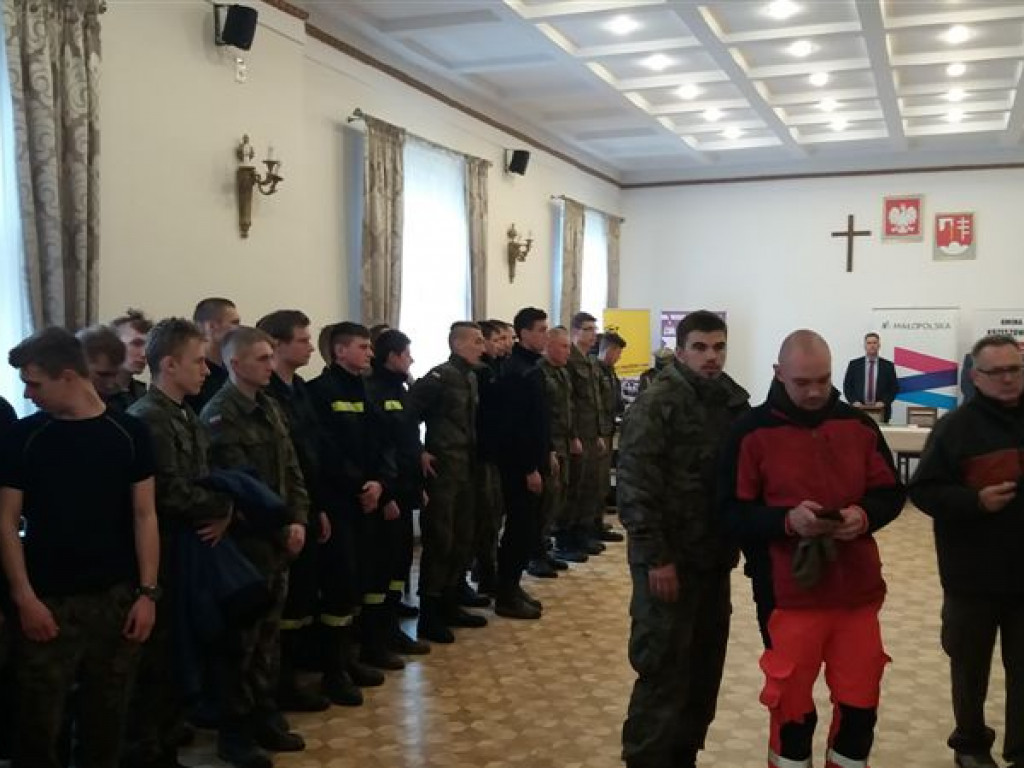 Reprezentanci II LO w Ogólnopolskim Turnieju Klas Mundurowych