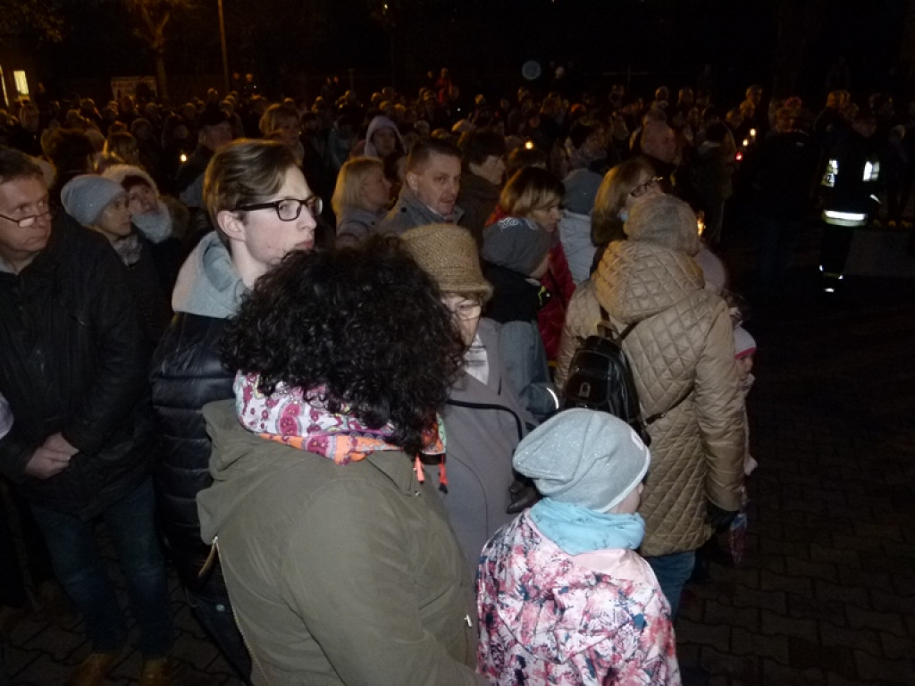 Droga krzyżowa ulicami Głowna