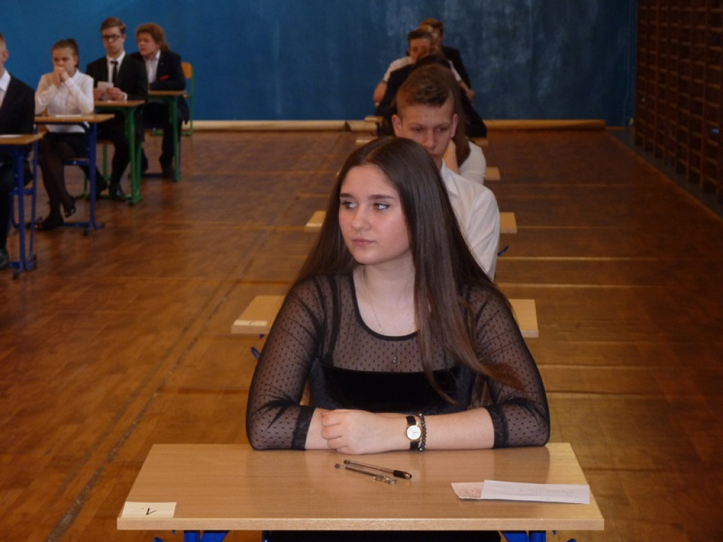 Gimnazjaliści już piszą część humanistyczną egzaminu