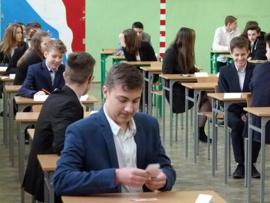 Ruszyły egzaminy gimnazjalne