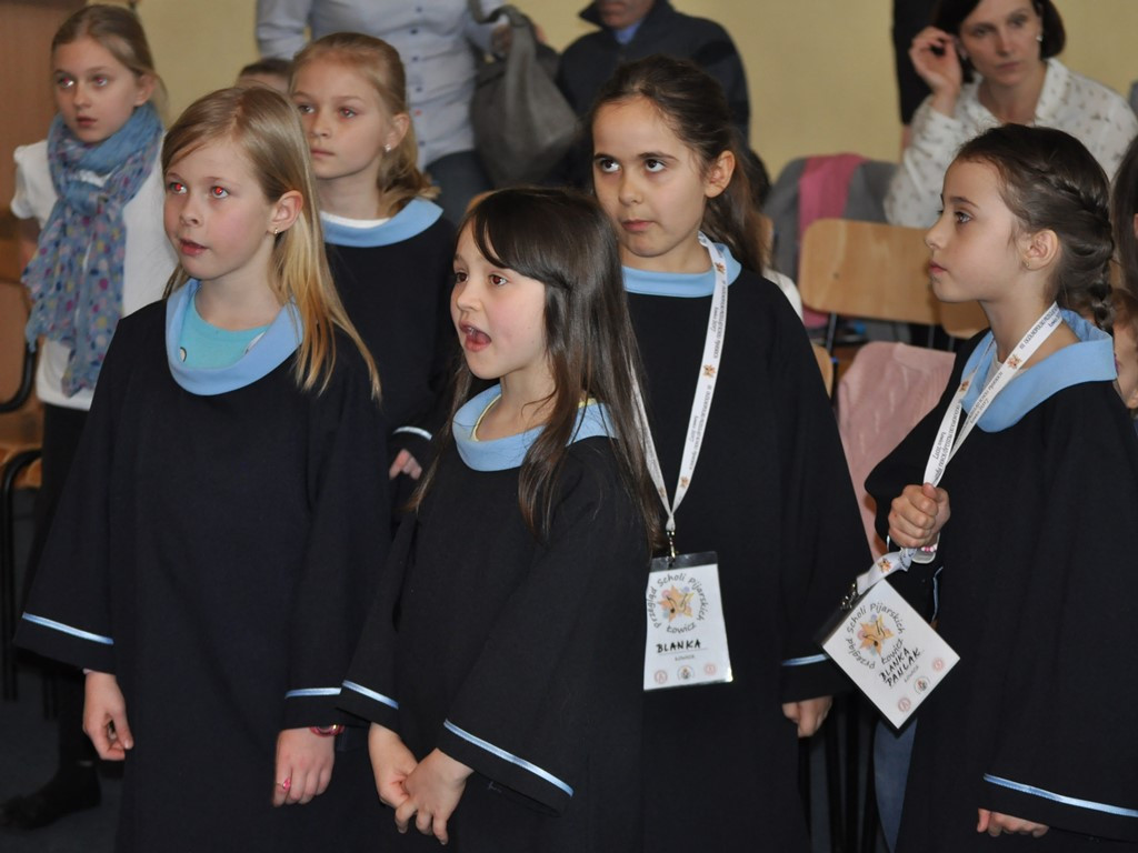 III Ogólnopolski Przegląd Scholi Pijarskich - zdjęcia