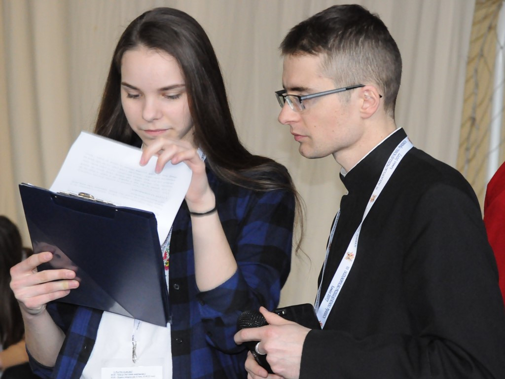 III Ogólnopolski Przegląd Scholi Pijarskich - zdjęcia