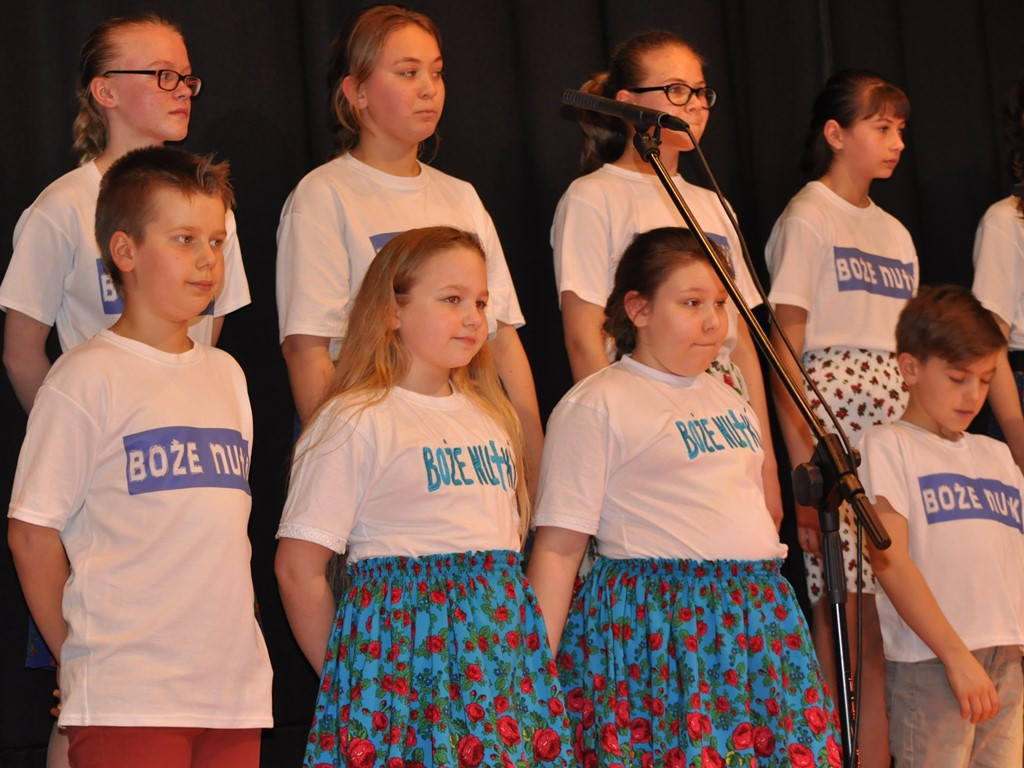 III Ogólnopolski Przegląd Scholi Pijarskich - zdjęcia