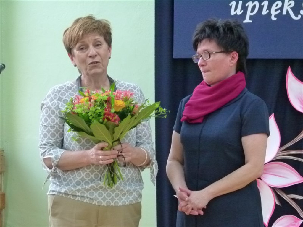 Trzecioklasiści odebrali świadectwa