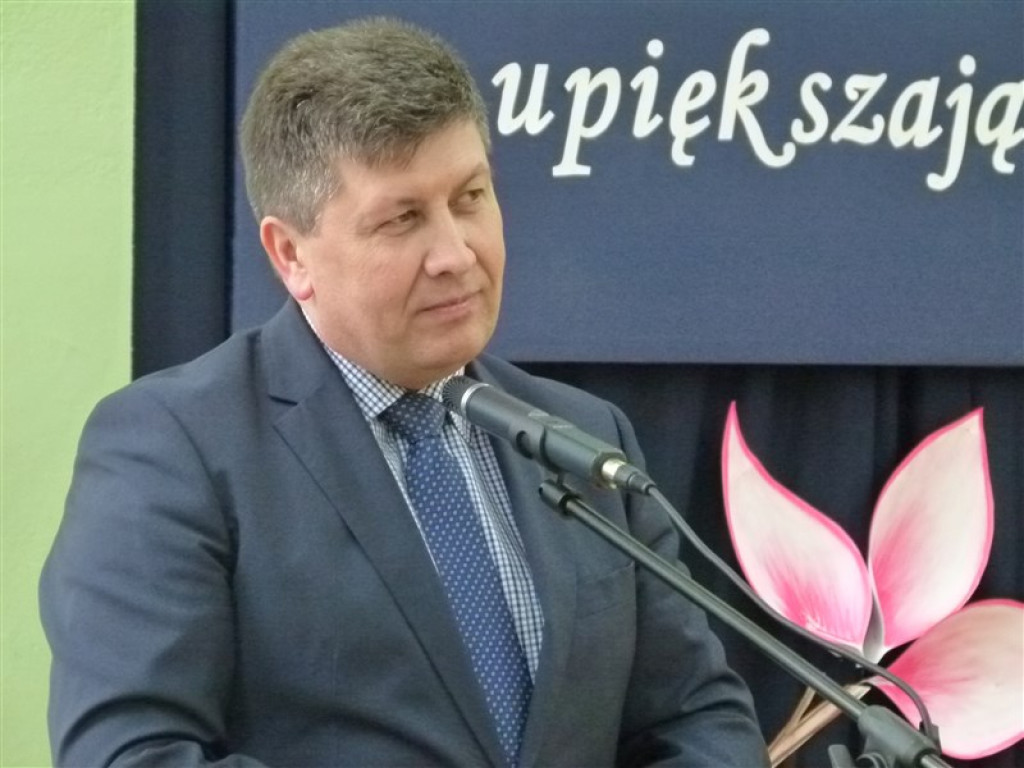 Trzecioklasiści odebrali świadectwa