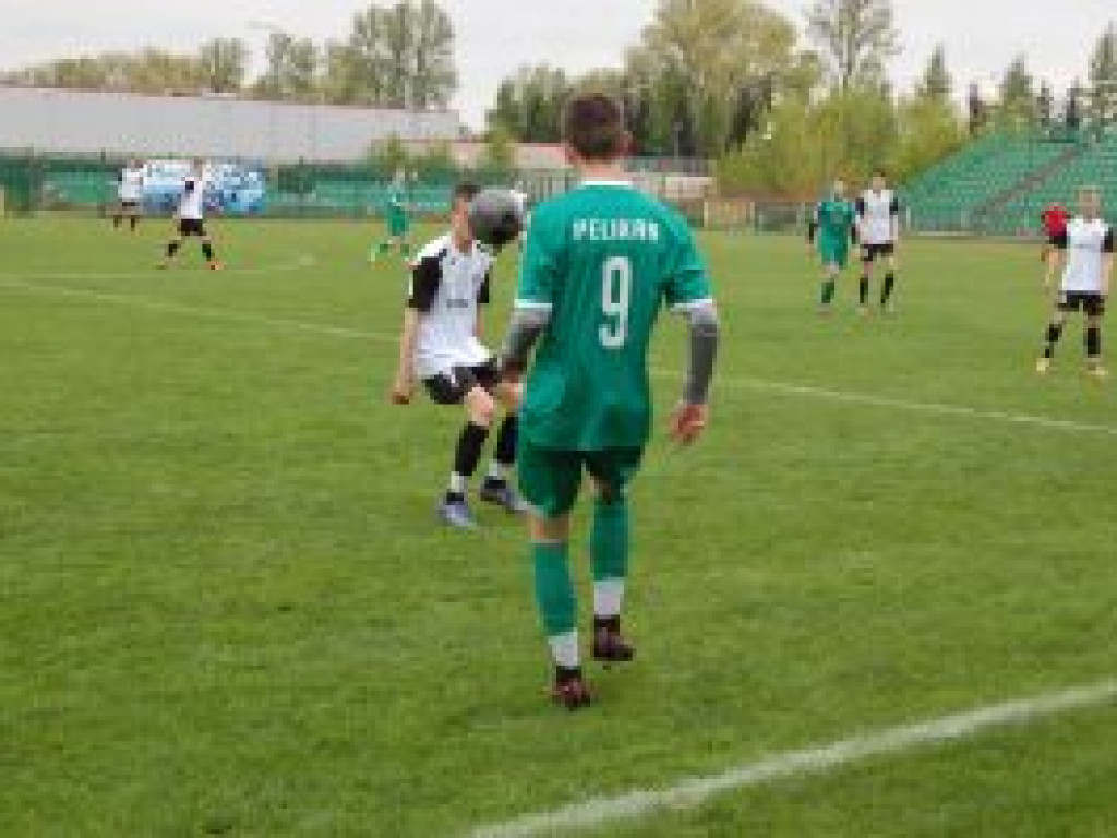 Pechowo zremisowany mecz Pelikana-2000 z Pogonią Zduńska Wola