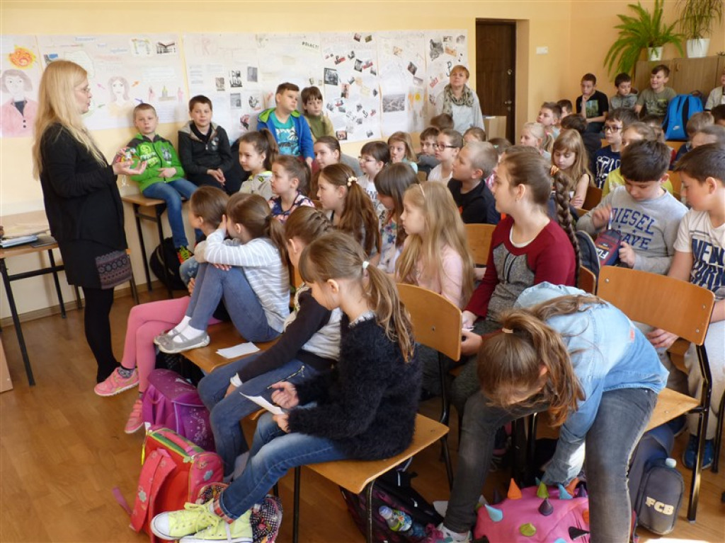 Spotkanie z pisarką w ramach Tygodnia Bibliotek
