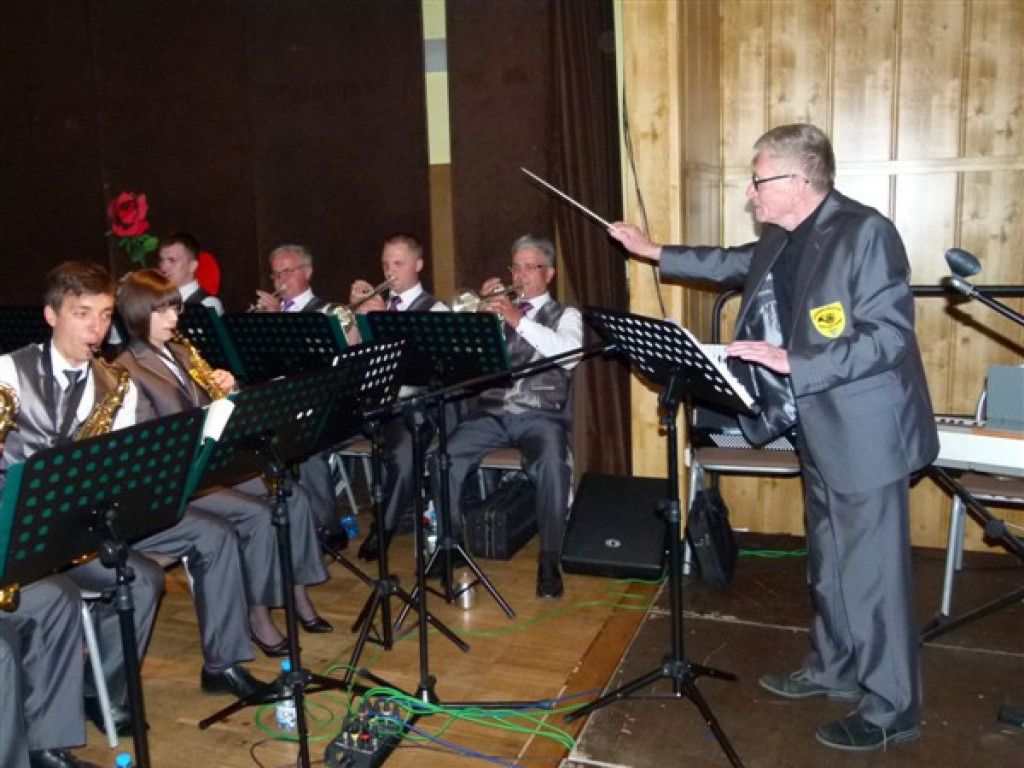 Wiosenny Koncert Estradowej Orkiestry Miasta-Gminy Stryków