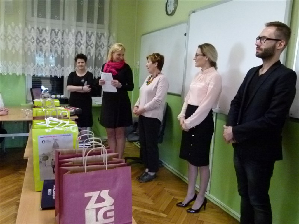 Drużyna z Bratoszewic wygrała konkurs językowy w ZSLG