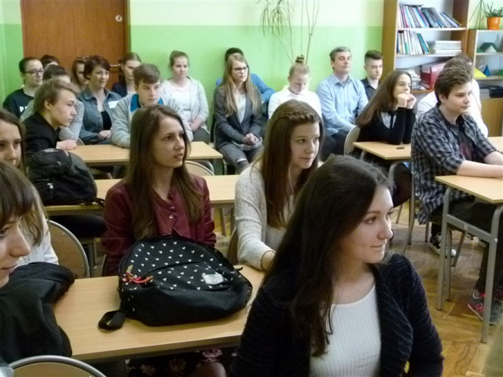 Drużyna z Bratoszewic wygrała konkurs językowy w ZSLG
