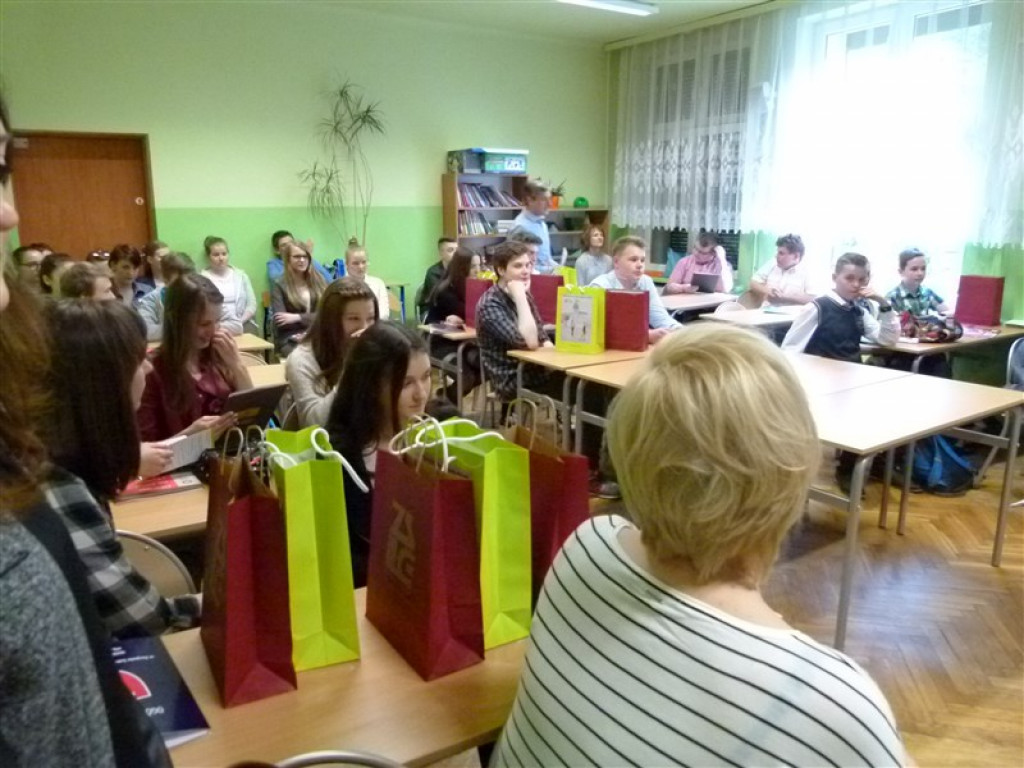 Drużyna z Bratoszewic wygrała konkurs językowy w ZSLG