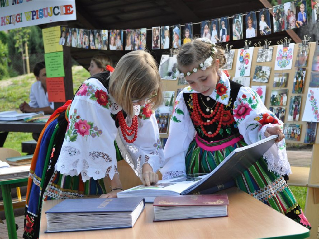 Jubileuszowy festyn rodzinny w przedszkolu 