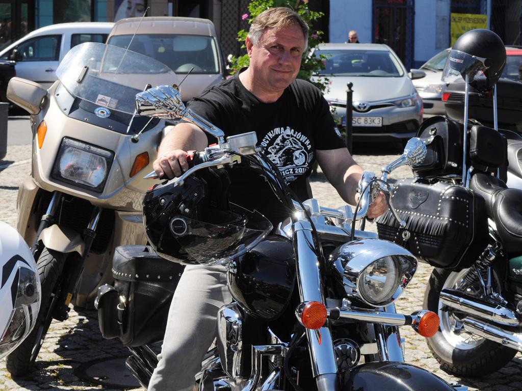 Blisko 500 motocykli parkowało na Nowym Rynku