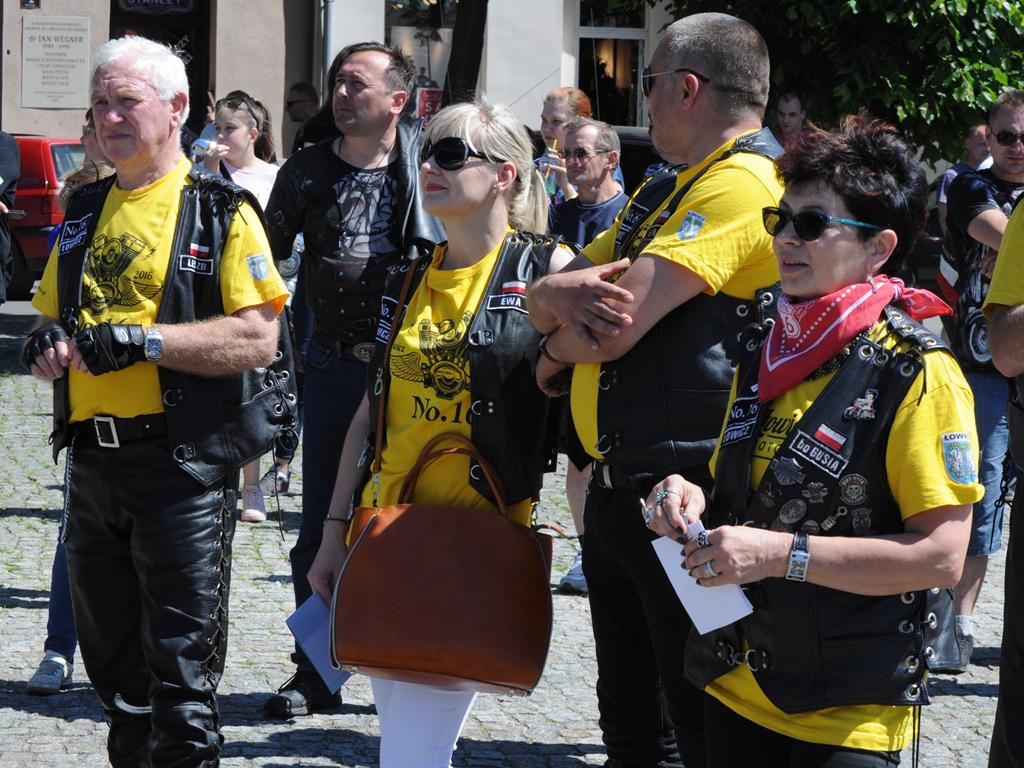 Blisko 500 motocykli parkowało na Nowym Rynku