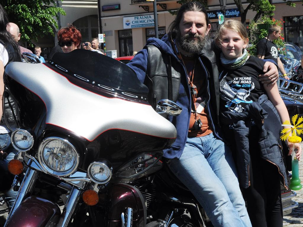 Blisko 500 motocykli parkowało na Nowym Rynku