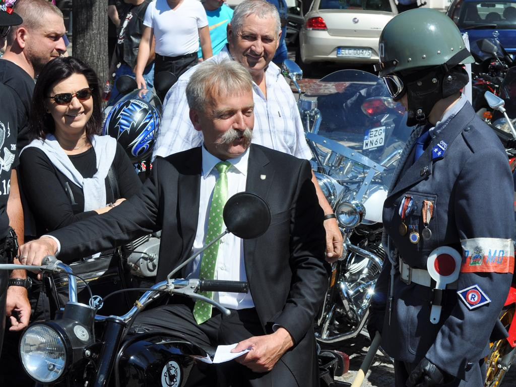 Blisko 500 motocykli parkowało na Nowym Rynku