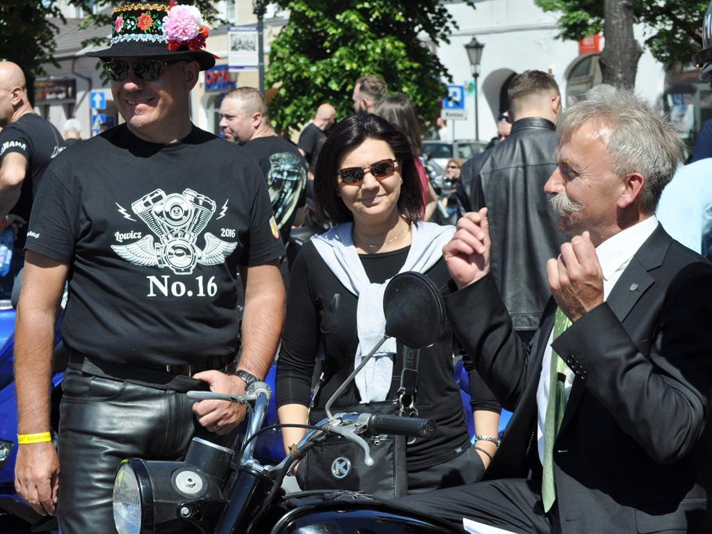 Blisko 500 motocykli parkowało na Nowym Rynku