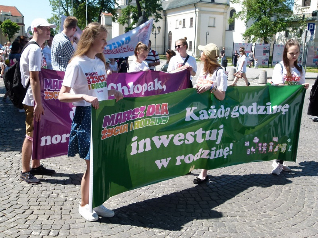 Marsz dla Życia i Rodziny przeszedł ulicami Łowicza
