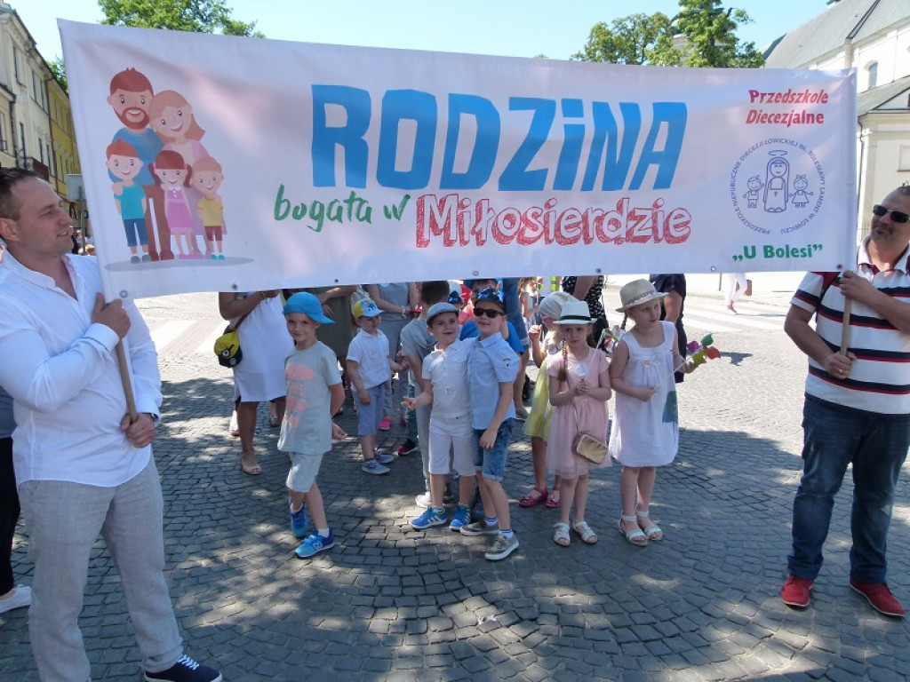 Marsz dla Życia i Rodziny przeszedł ulicami Łowicza