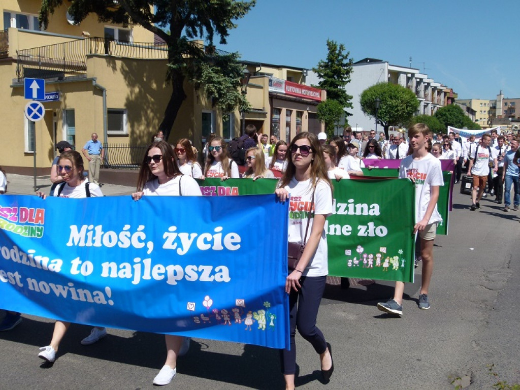Marsz dla Życia i Rodziny przeszedł ulicami Łowicza