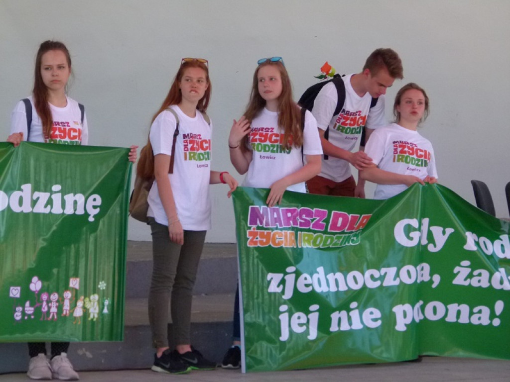 Marsz dla Życia i Rodziny przeszedł ulicami Łowicza