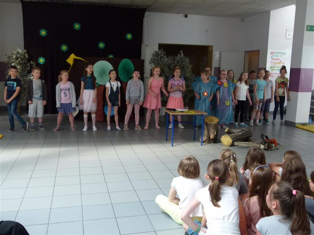 Parafia św. Barbary w Głownie gości biskupa Dziubę