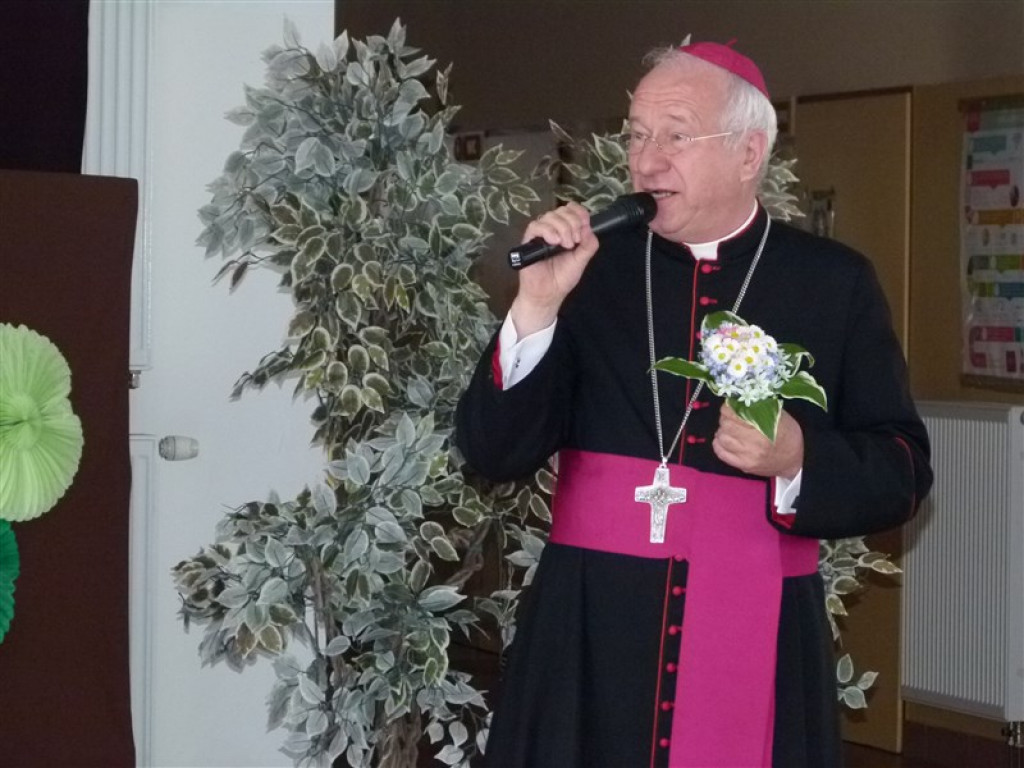 Parafia św. Barbary w Głownie gości biskupa Dziubę