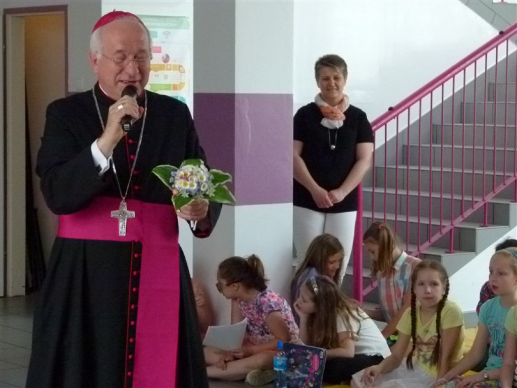 Parafia św. Barbary w Głownie gości biskupa Dziubę