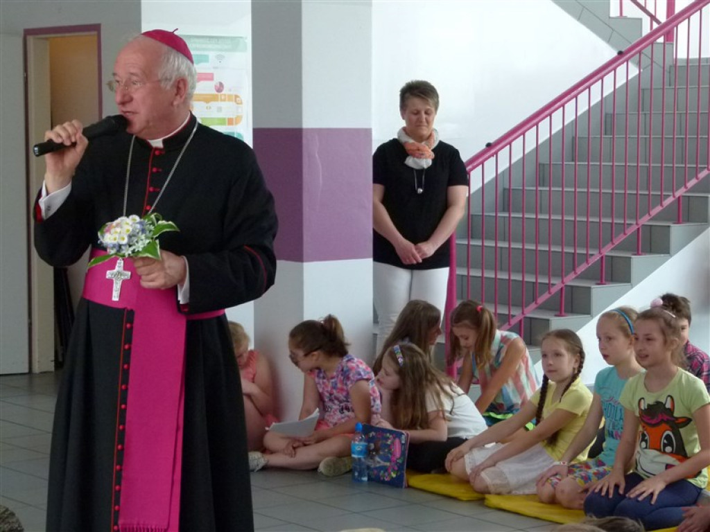 Parafia św. Barbary w Głownie gości biskupa Dziubę