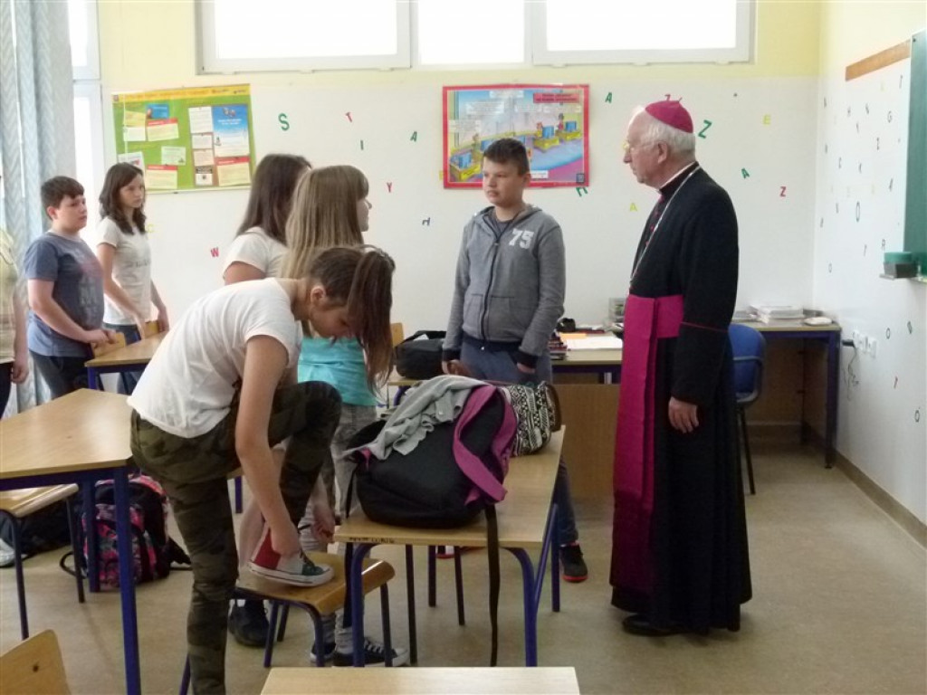 Parafia św. Barbary w Głownie gości biskupa Dziubę