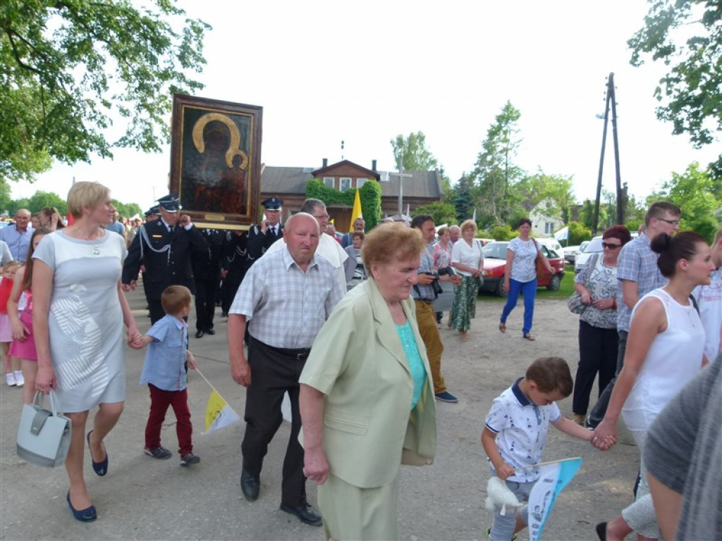Stary Waliszew powitał kopię cudownego obrazu [galeria zdjęć]