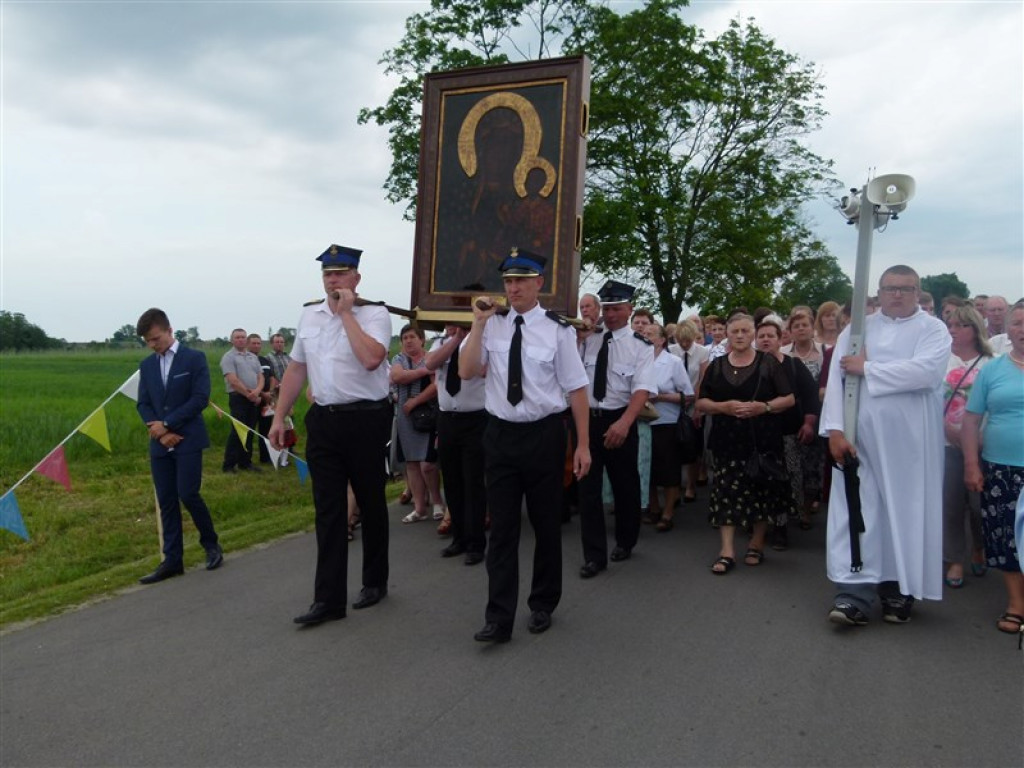 Jasnogórska Pani zawitała do Mąkolic [galeria zdjęć]
