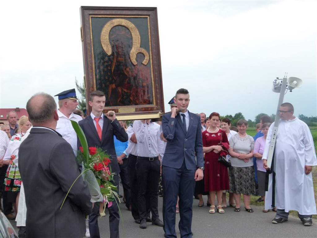 Jasnogórska Pani zawitała do Mąkolic [galeria zdjęć]