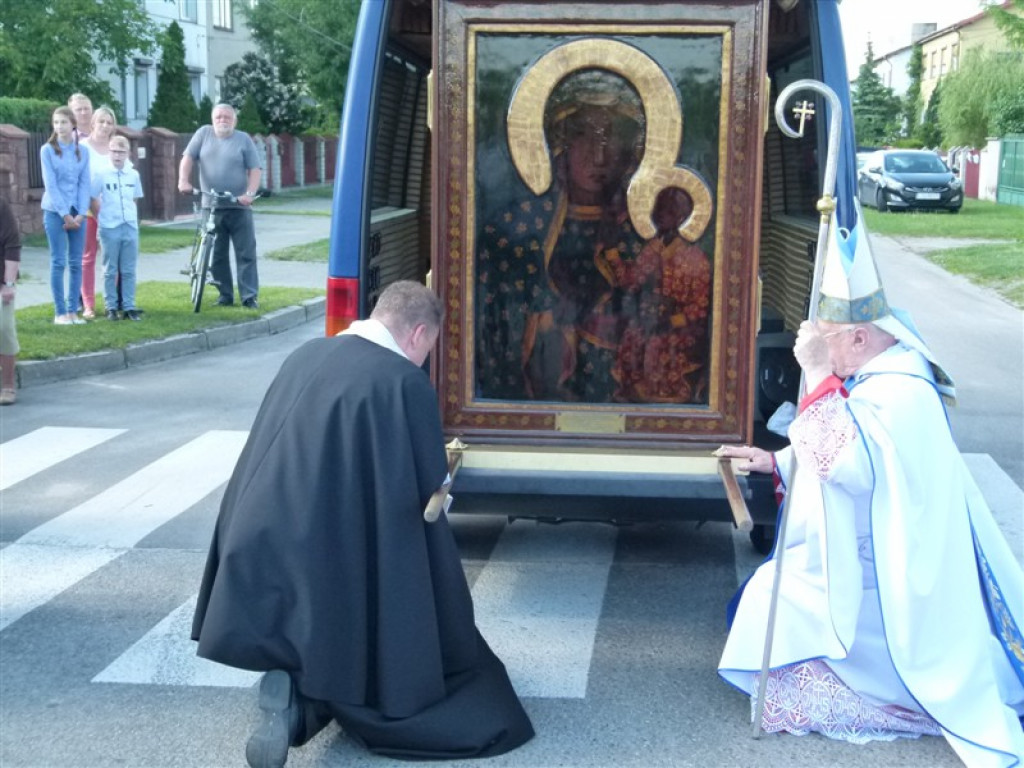 Obraz Matki Bożej Częstochowskiej zawitał do parafii św. Maksymiliana