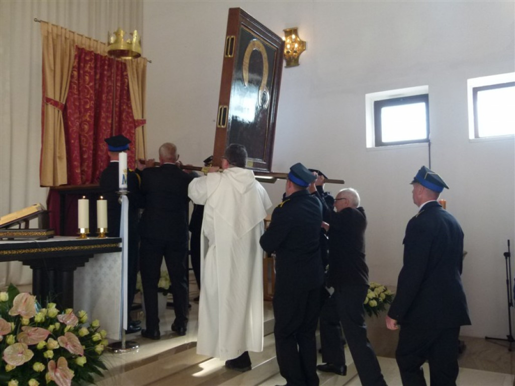 Obraz Matki Bożej Częstochowskiej zawitał do parafii św. Maksymiliana