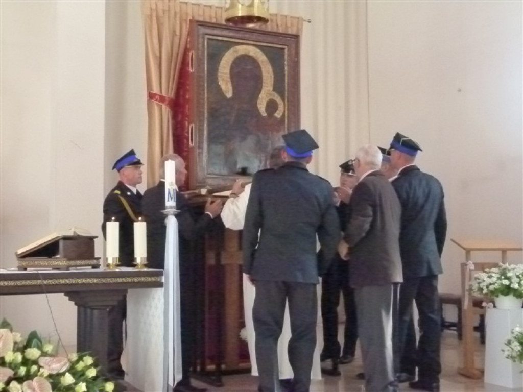Obraz Matki Bożej Częstochowskiej zawitał do parafii św. Maksymiliana