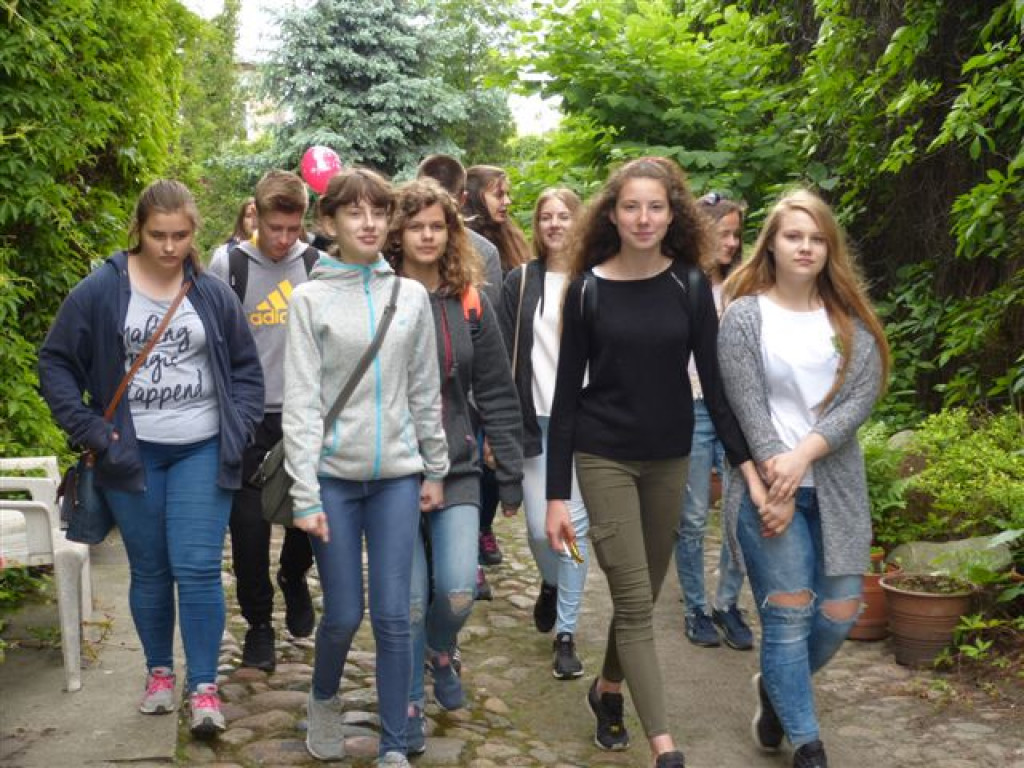 Uczniowie Gimnazjum nr 2 wyruszyli śladami Jana Wegnera
