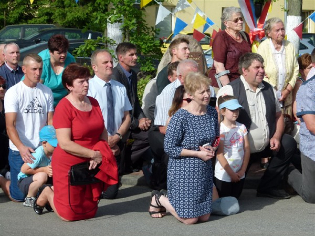 Parafie Osiny i Dmosin przywitały Obraz Nawiedzenia (zdjęcia)