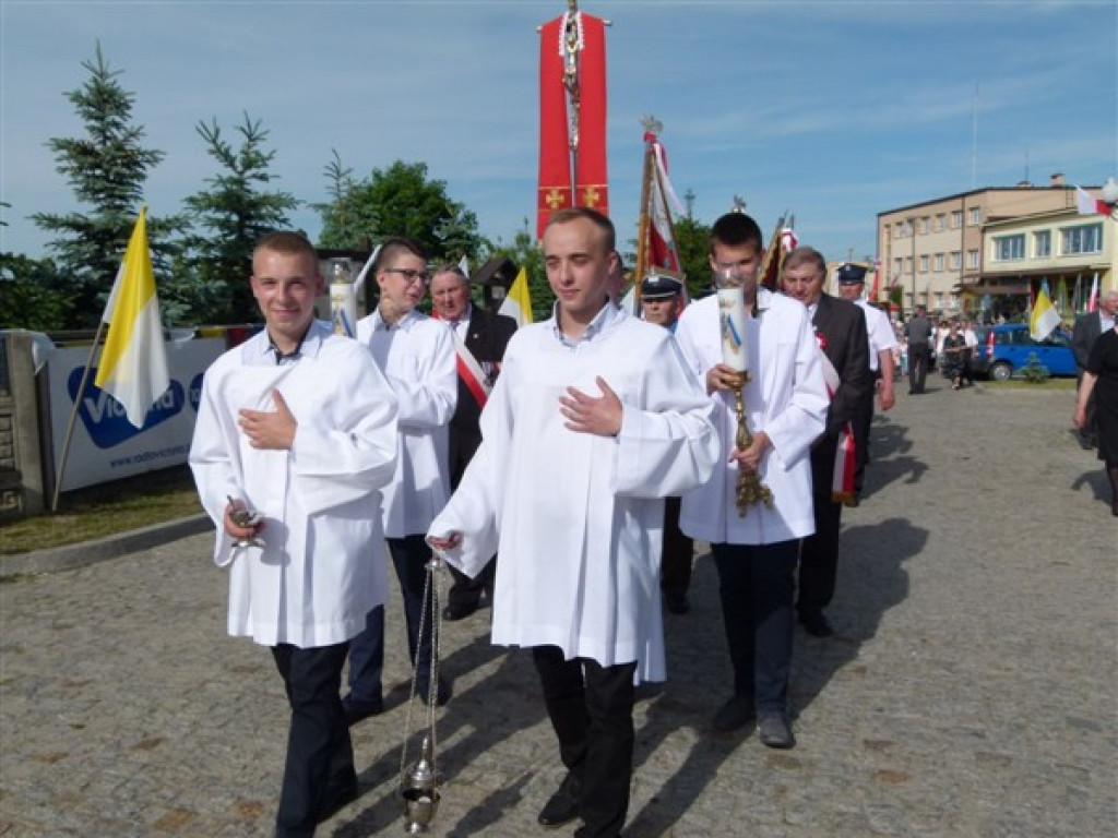 Parafie Osiny i Dmosin przywitały Obraz Nawiedzenia (zdjęcia)