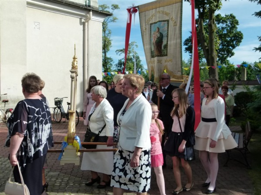 Parafie Osiny i Dmosin przywitały Obraz Nawiedzenia (zdjęcia)